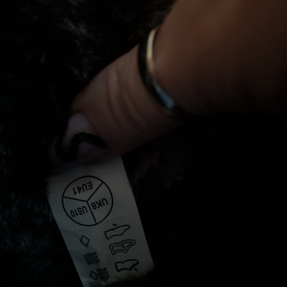 Boots - Picture 11 of 11